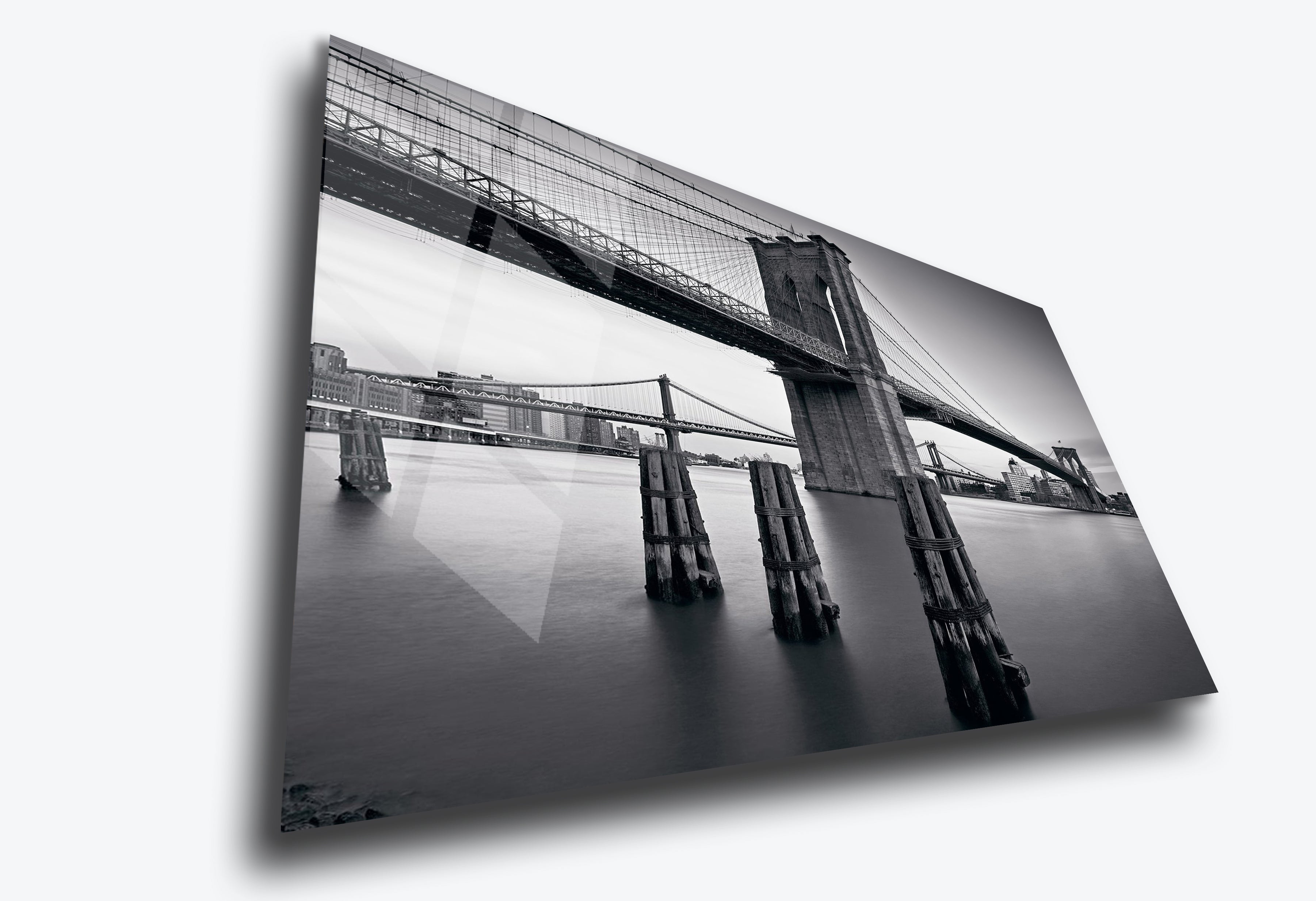 Brooklyn Bridge in Black & White – Classic Metal Wall Art