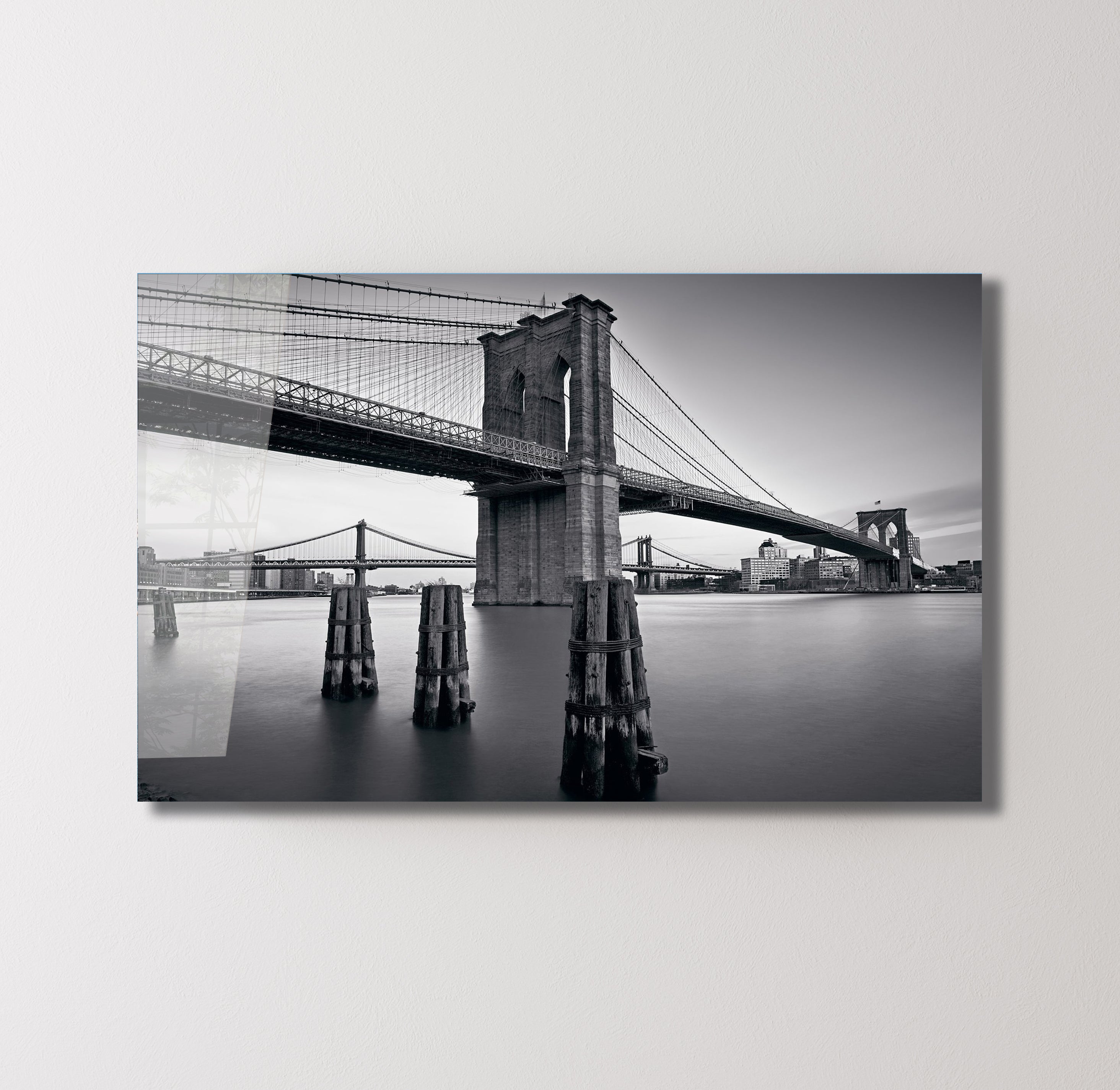 Brooklyn Bridge in Black & White – Classic Metal Wall Art